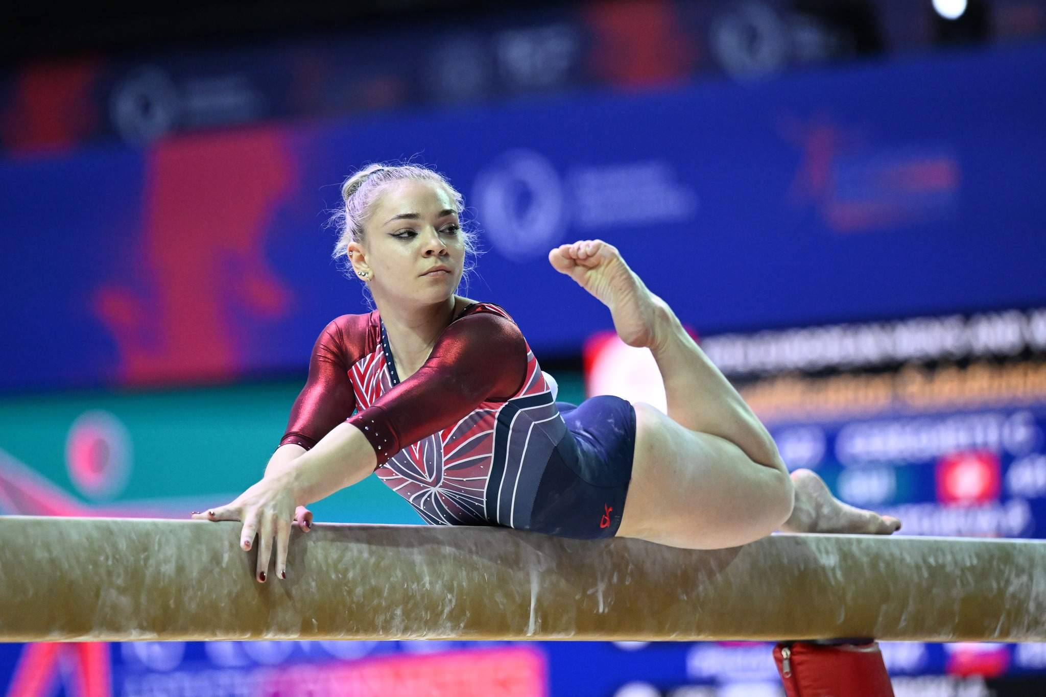gymnastika mladý